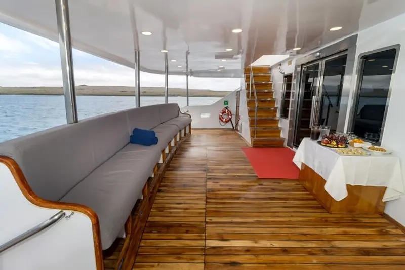 Classic Galapagos: Southern Islands (Grand Queen Beatriz)